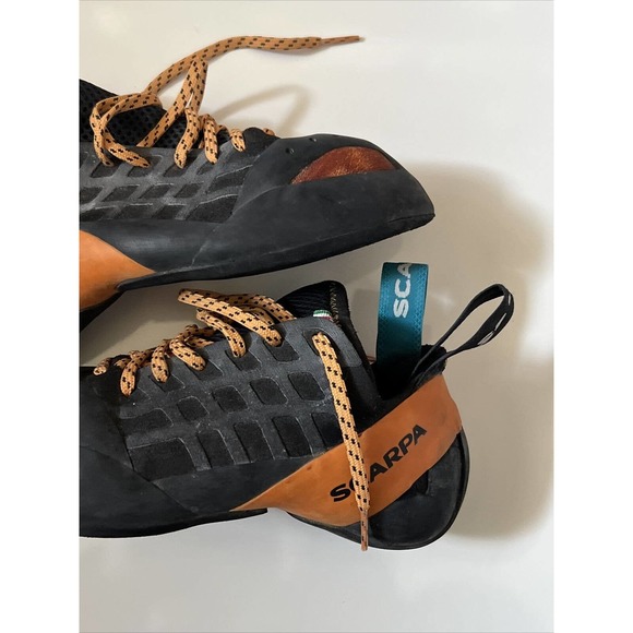 Scarpa Womens Rock Climbing Shoes Size 37.5 US 6.5 (*fits like a VERY snug US 6) - Picture 3 of 13